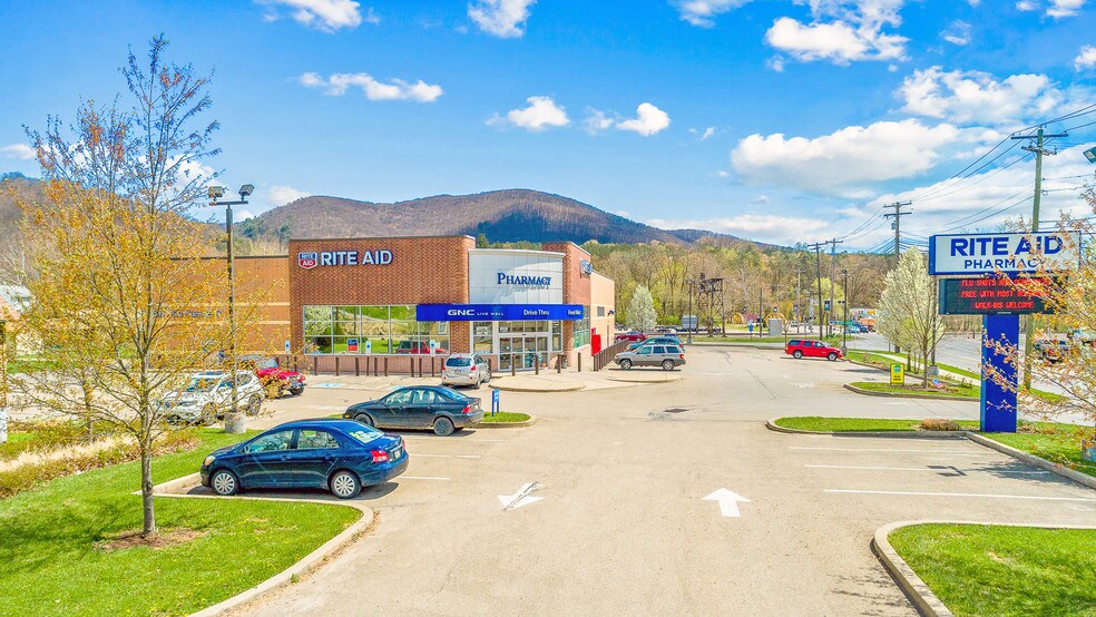 More Photos Of 620 E Allegany Ave, Emporium General Retail For Lease