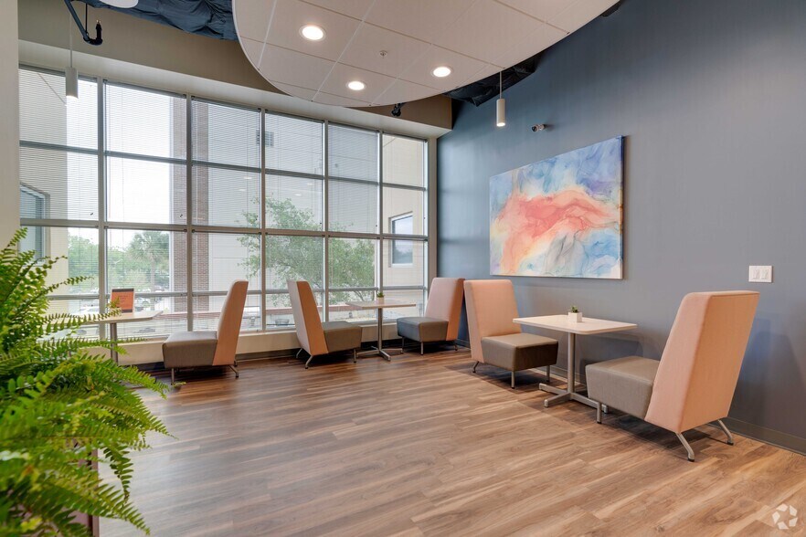 More Photos Of 245 Riverside Ave, Jacksonville Coworking Space