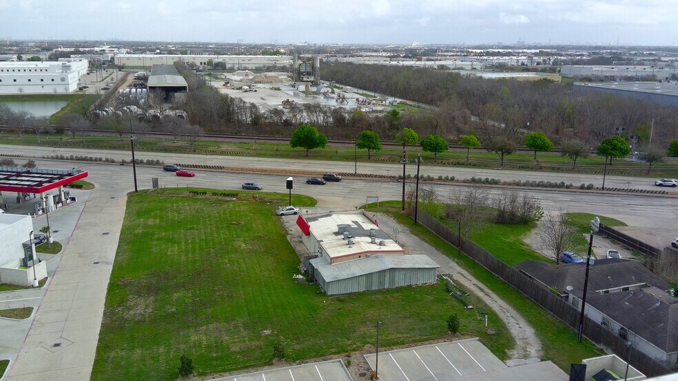 More Photos Of 4133 S Main St, Stafford Restaurant For Lease