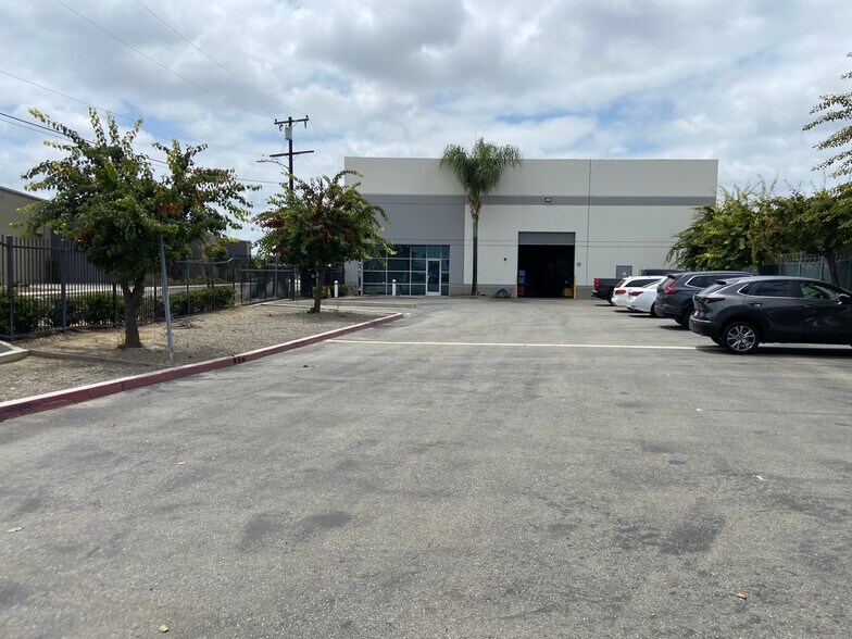 More Photos Of 3801 Artesia Ave, Fullerton Warehouse For Lease