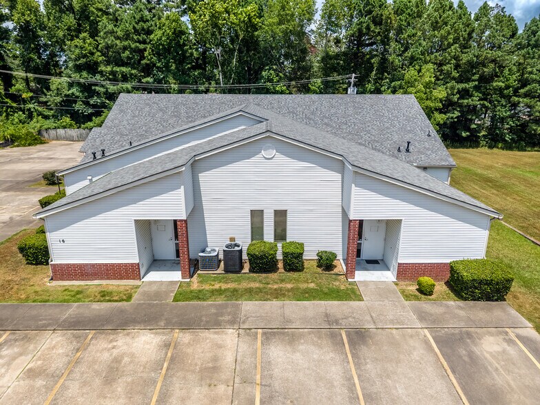 More Photos Of 16 Opportunity Dr, Sheridan Office For Sale