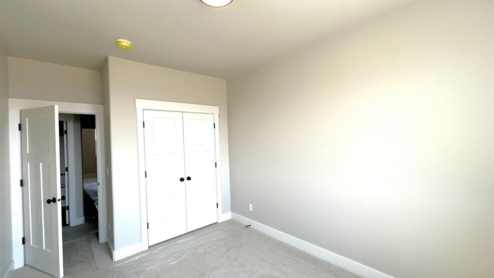 More Photos Of 110 Ridges, Pocatello Apartments For Sale