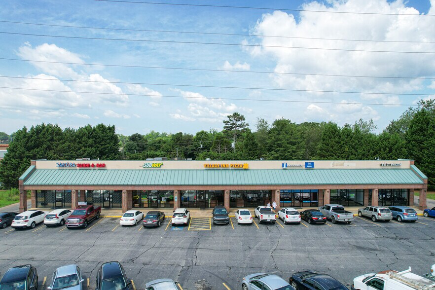 More Photos Of 2500 Springs Rd, Hickory Unknown For Lease