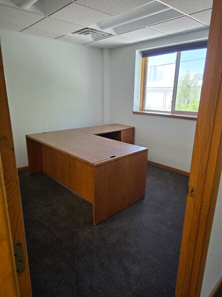 More Photos Of 1130 Sextonville Rd, Richland Center Medical For Lease