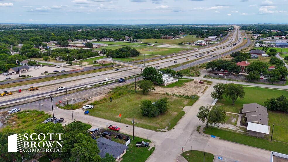 More Photos Of 301 N Stemmons St, Sanger Land For Sale