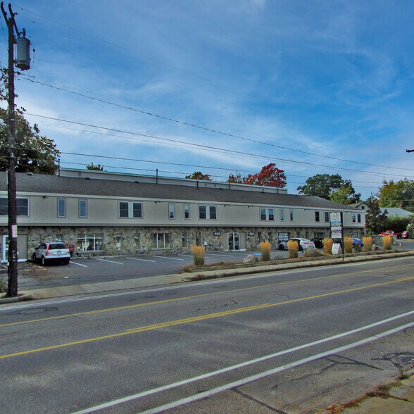 Primary Photo Of 980 Forest Ave, Portland Office For Lease