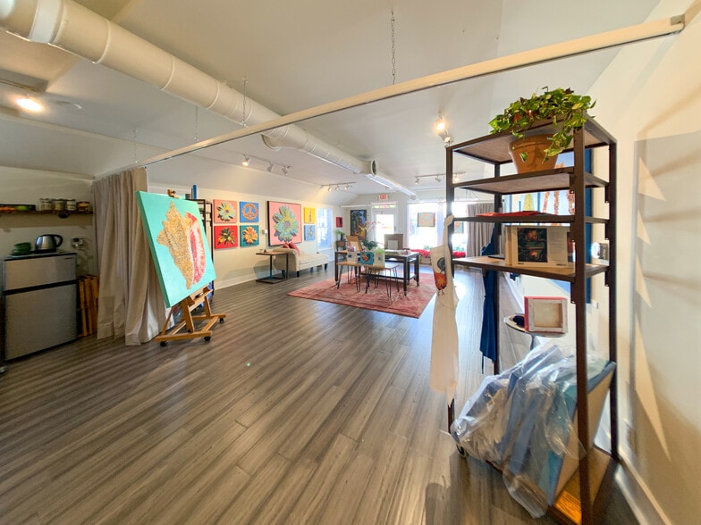 More Photos Of 1012 Truman Ave, Key West Storefront For Sale