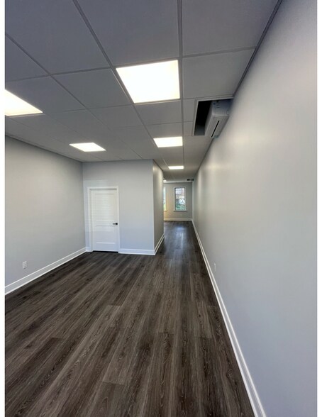 More Photos Of 270 Jericho Tpke, Floral Park Office For Lease