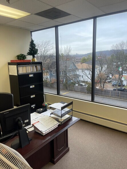 More Photos Of 100 Morris Ave, Springfield Office For Lease