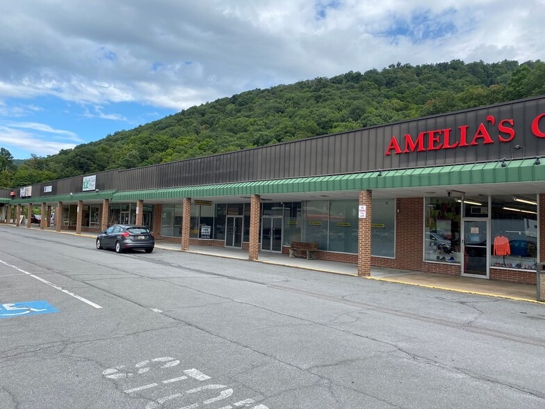 More Photos Of 1313 National Hwy, Lavale Freestanding For Lease