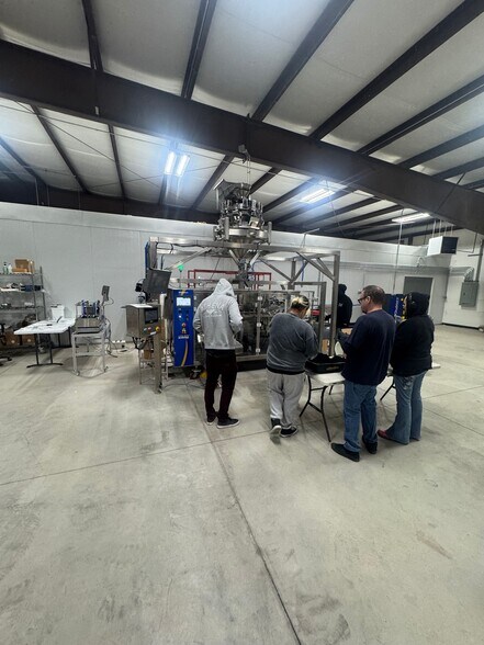 More Photos Of 5750 DENALI Ln, Caliente Manufacturing For Sale