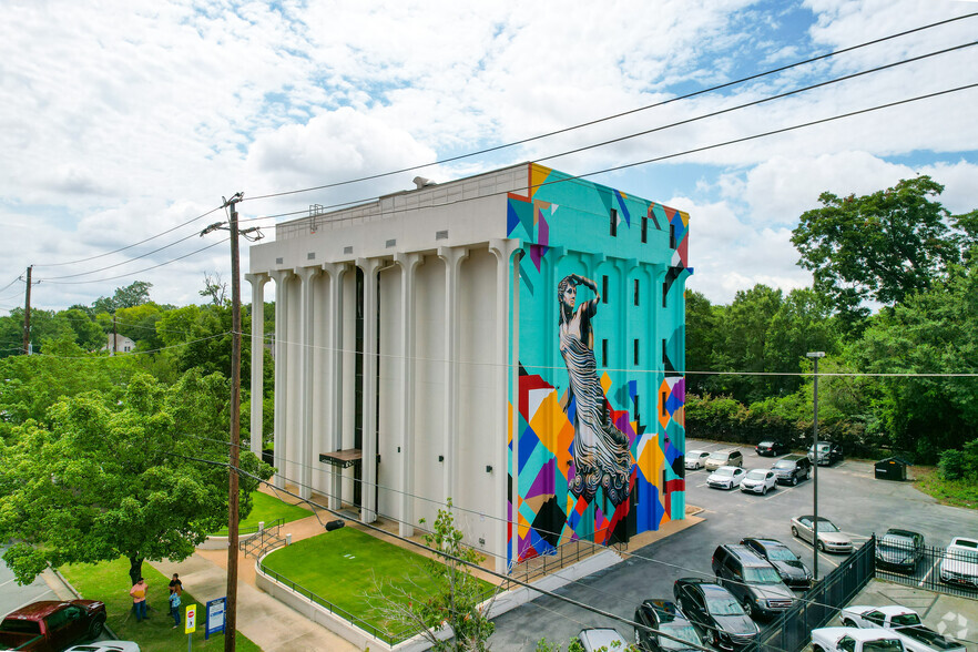 Primary Photo Of 18 9th St, Columbus Office For Lease