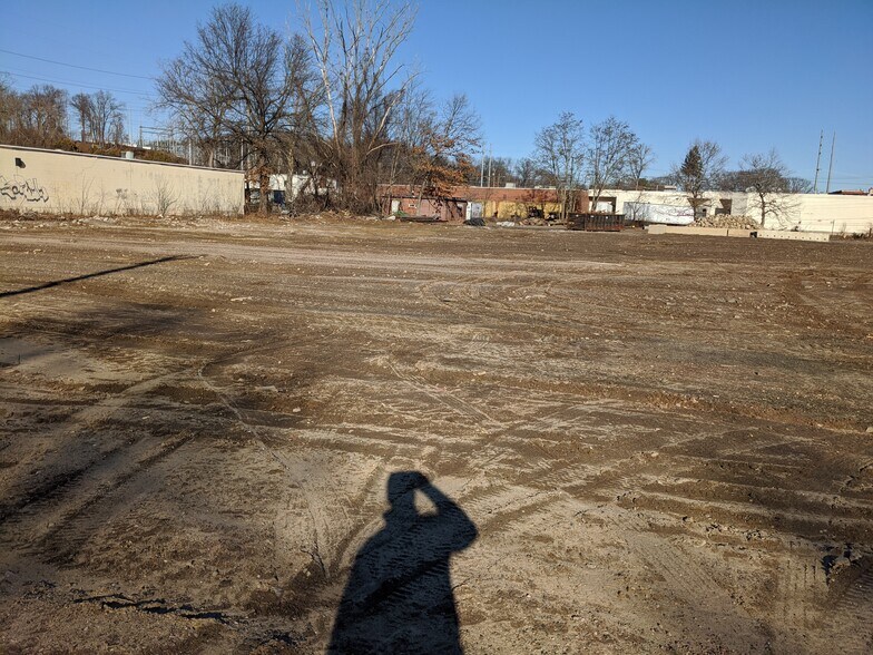 More Photos Of 346-350 Walnut Street Ext, Agawam Land For Sale
