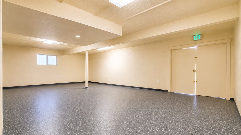 More Photos Of 518-530 Union Ave, Bakersfield Storefront Retail Office For Sale