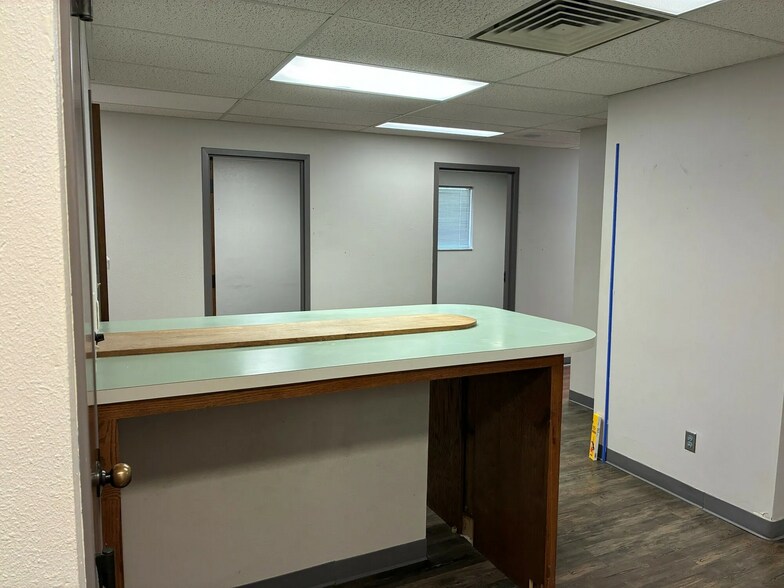 More Photos Of 937 SW 89th St, Oklahoma City Medical For Sale