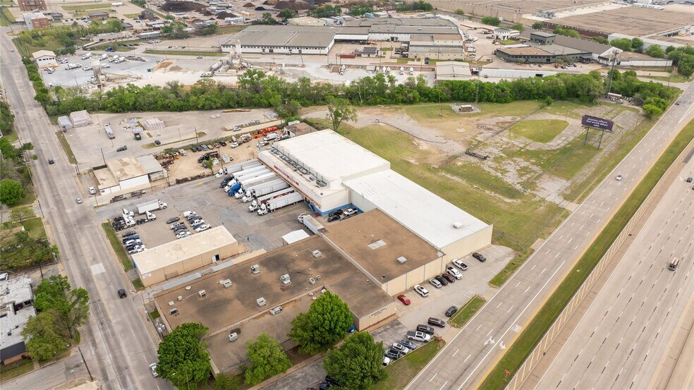 More Photos Of 5301 Hemphill St, Fort Worth Land For Sale