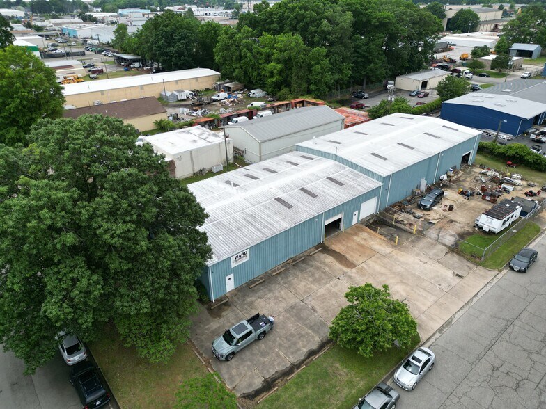 Primary Photo Of 611 Copeland Dr, Hampton Manufacturing For Sale