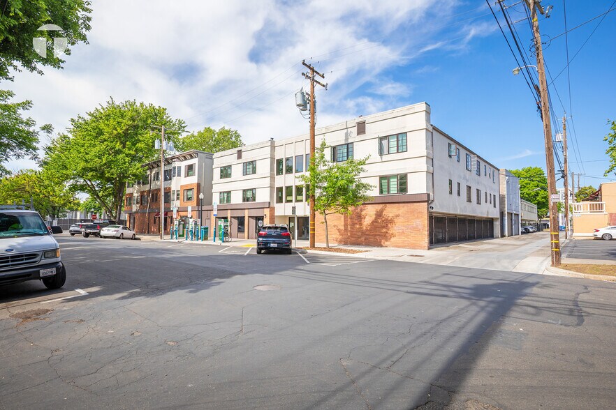 More Photos Of 916-926 22nd St, Sacramento Apartments For Sale