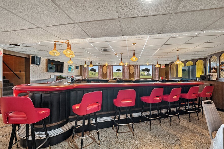 More Photos Of W11466 US Hwy 8, Dunbar Restaurant For Sale