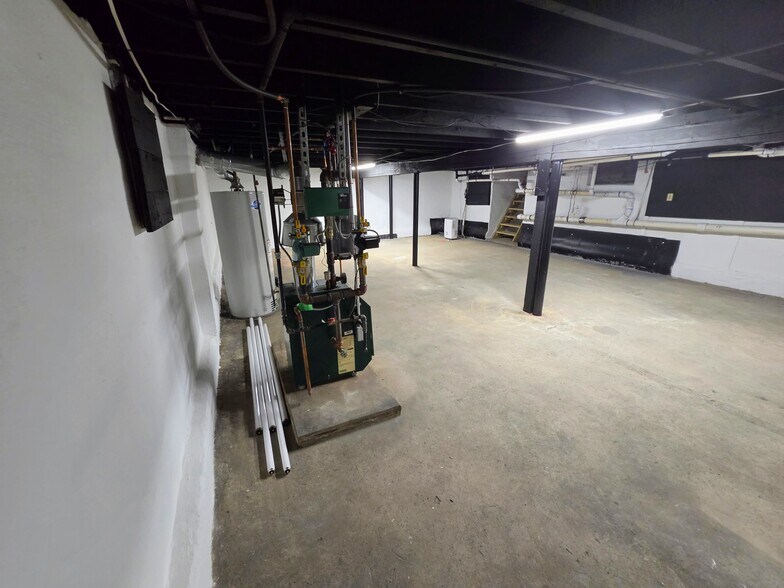 More Photos Of 1125 Prospect St, Ewing Storefront Retail Residential For Lease
