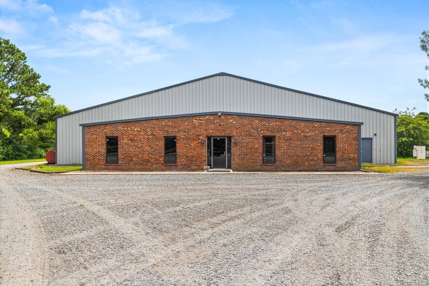 More Photos Of 7968 Libertytown Rd, Berlin Industrial For Sale