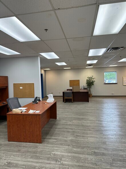More Photos Of 655 Driving Park Ave, Rochester Warehouse For Lease