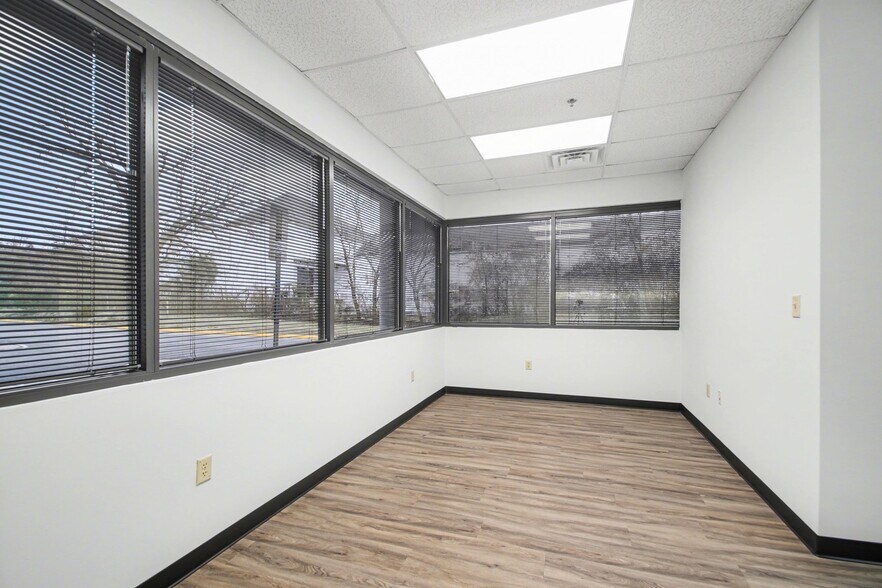 More Photos Of 4414 Lafayette Blvd, Fredericksburg Loft Creative Space For Lease