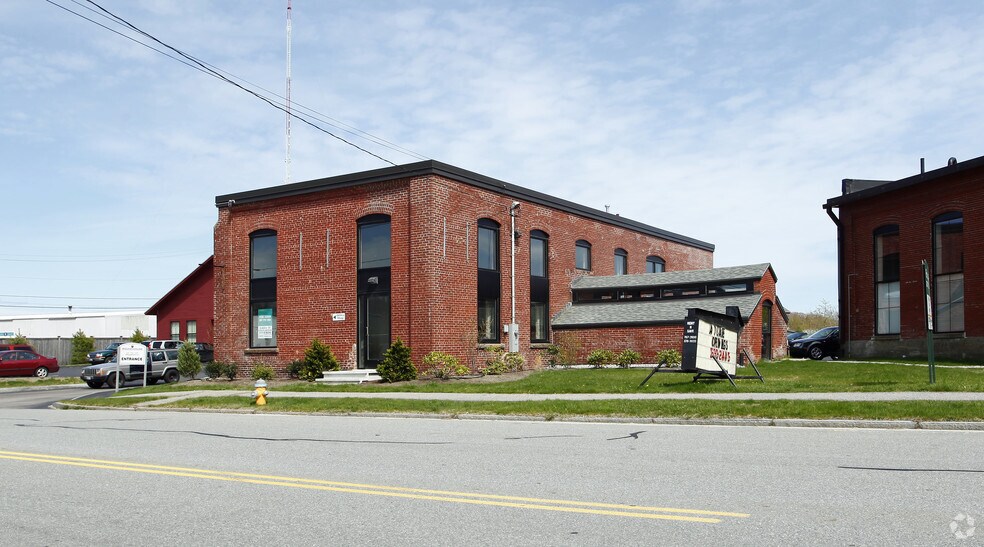 More Photos Of 125 Presumpscot St, Portland Unknown For Lease