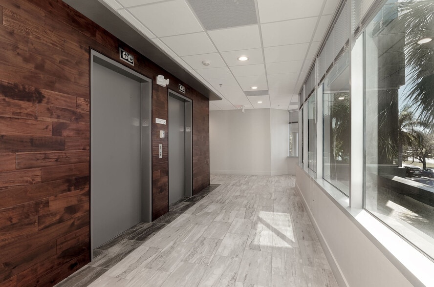 More Photos Of 2503 Del Prado Blvd S, Cape Coral Medical For Lease