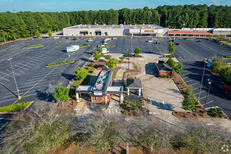 More Photos Of 214 Bullsboro Dr, Newnan Fast Food For Lease