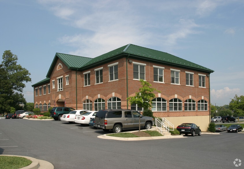 More Photos Of 3300 Olney Sandy Spring Rd, Olney Medical For Lease