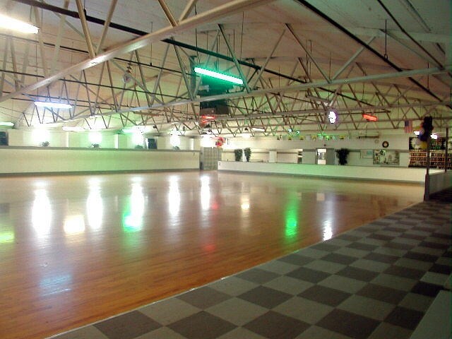 More Photos Of 19750 Sumpter Rd, Belleville Freestanding For Sale