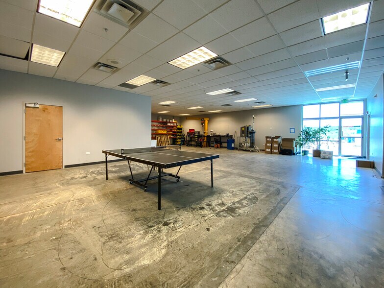 More Photos Of 8022 Southpark Cir, Littleton Flex For Sale