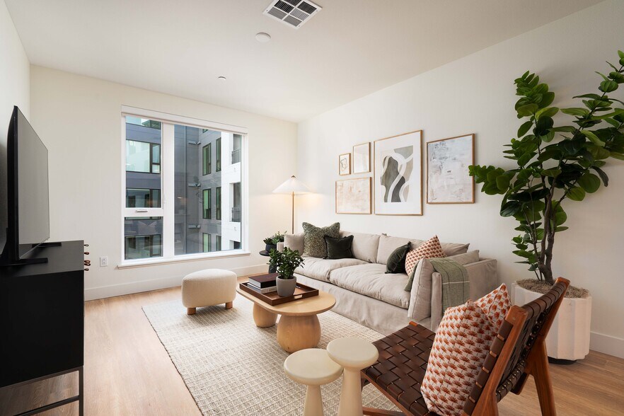 More Photos Of 1 Adrian Ct, Burlingame Apartments For Lease