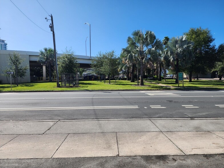 More Photos Of 501 Dr Martin Luther King Jr St N, Saint Petersburg Storefront Retail Office For Lease