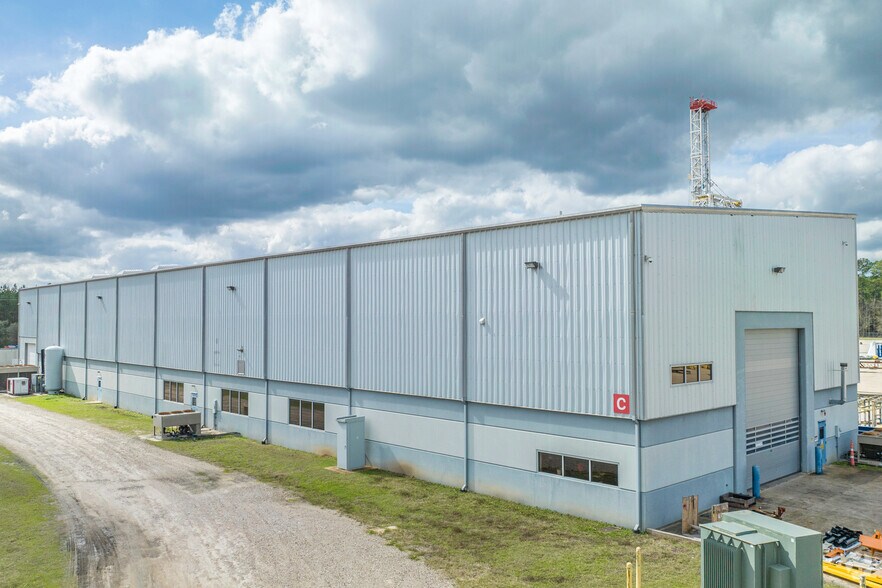 More Photos Of 100 N FM 3083 Rd E, Conroe Unknown For Lease