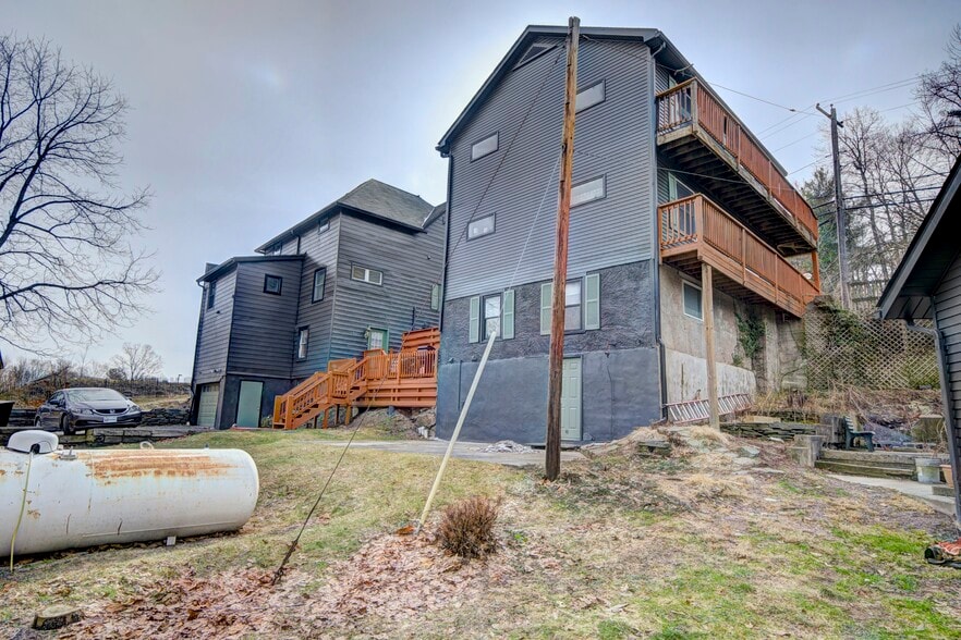 More Photos Of 141 Bellemonte Ave, Hawley Apartments For Sale