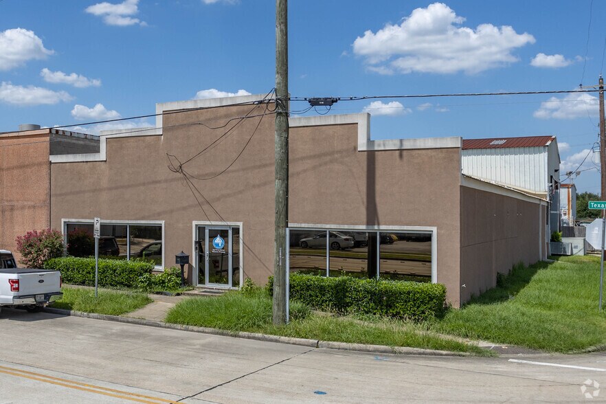 More Photos Of 2515 Texas Ave, Houston Warehouse For Sale