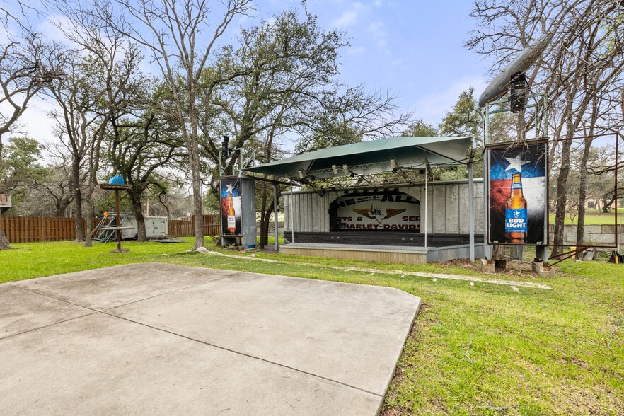 More Photos Of 1515 N Interstate 35, Georgetown Freestanding For Sale