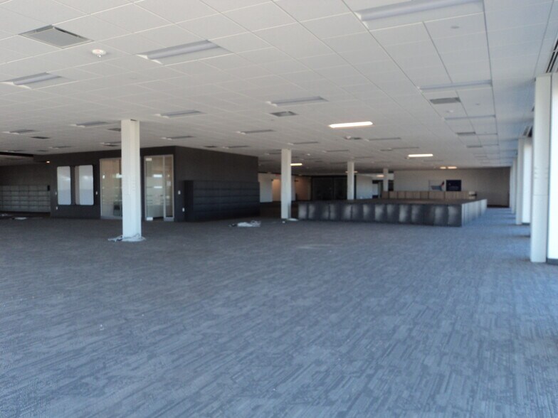More Photos Of 2020 Innovation Ct, De Pere Office For Lease