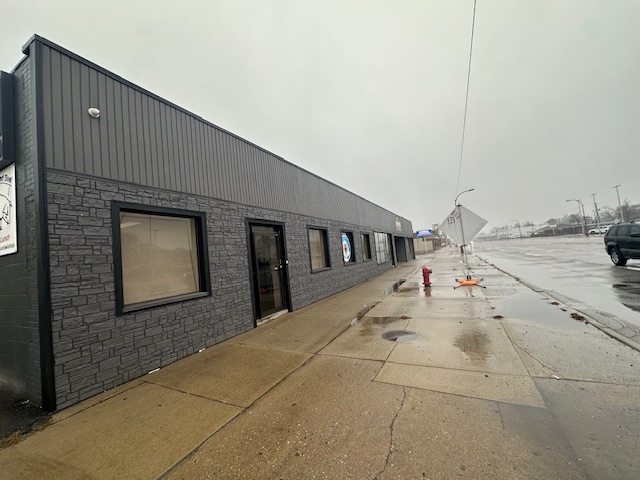 Primary Photo Of 24526 Van Dyke Ave, Center Line Showroom For Lease