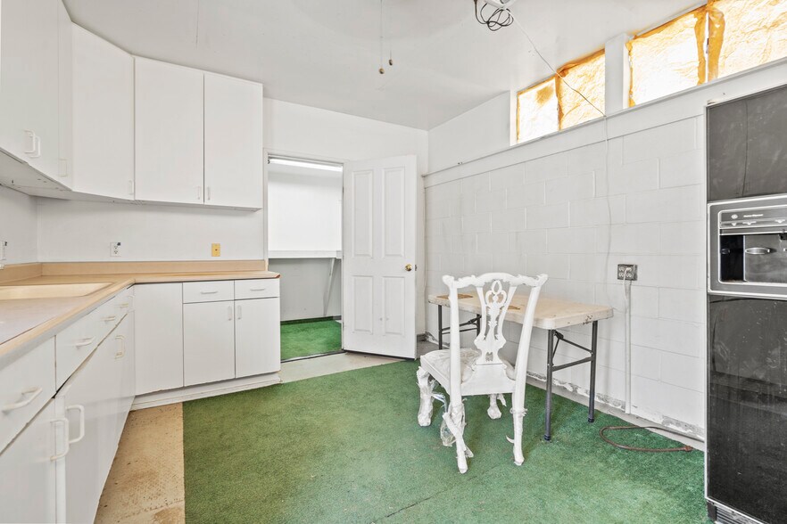 More Photos Of 48600 Via Vaquero, Temecula Industrial For Lease