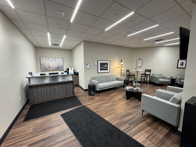 More Photos Of 4100 Edison Lakes Pky, Mishawaka Office For Sale