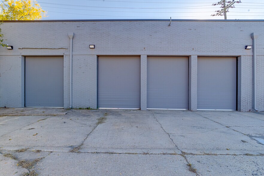 More Photos Of 900-912 Baltic Ave, Baltimore Warehouse For Sale
