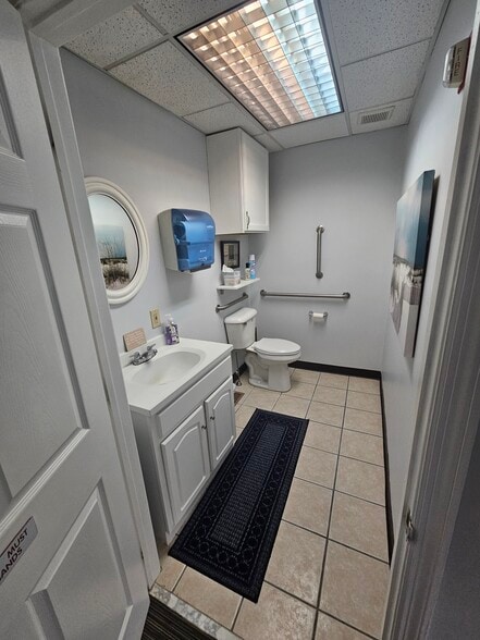 More Photos Of 3288 Delsea Dr, Franklinville Office For Lease