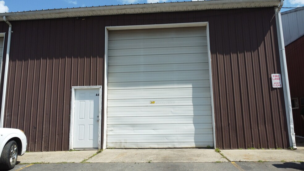 More Photos Of 100 W Main St, Bound Brook Warehouse For Lease