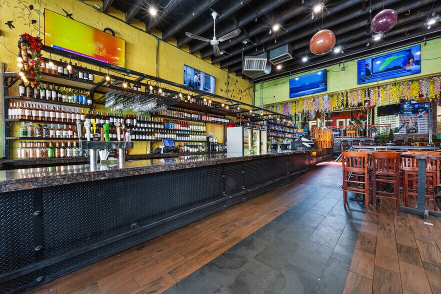 More Photos Of 451 Communipaw Ave, Jersey City Warehouse For Sale