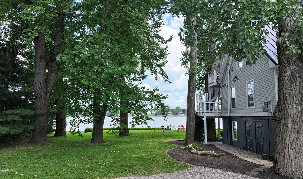 More Photos Of 3227 River Rd, Louisville Specialty For Sale