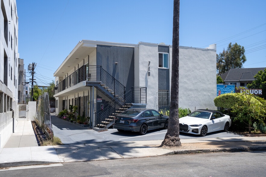 Primary Photo Of 710 N Hudson Ave, Los Angeles Multifamily For Sale