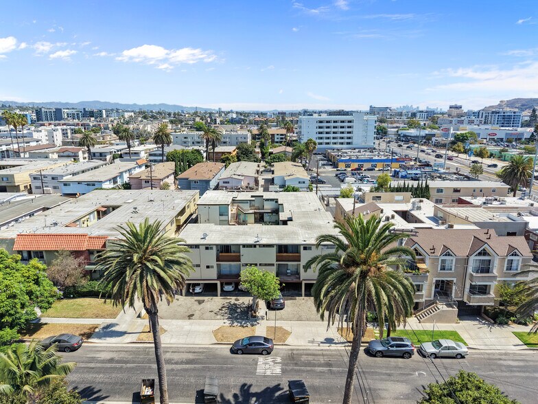 More Photos Of 3750 Midvale Ave, Los Angeles Apartments For Sale